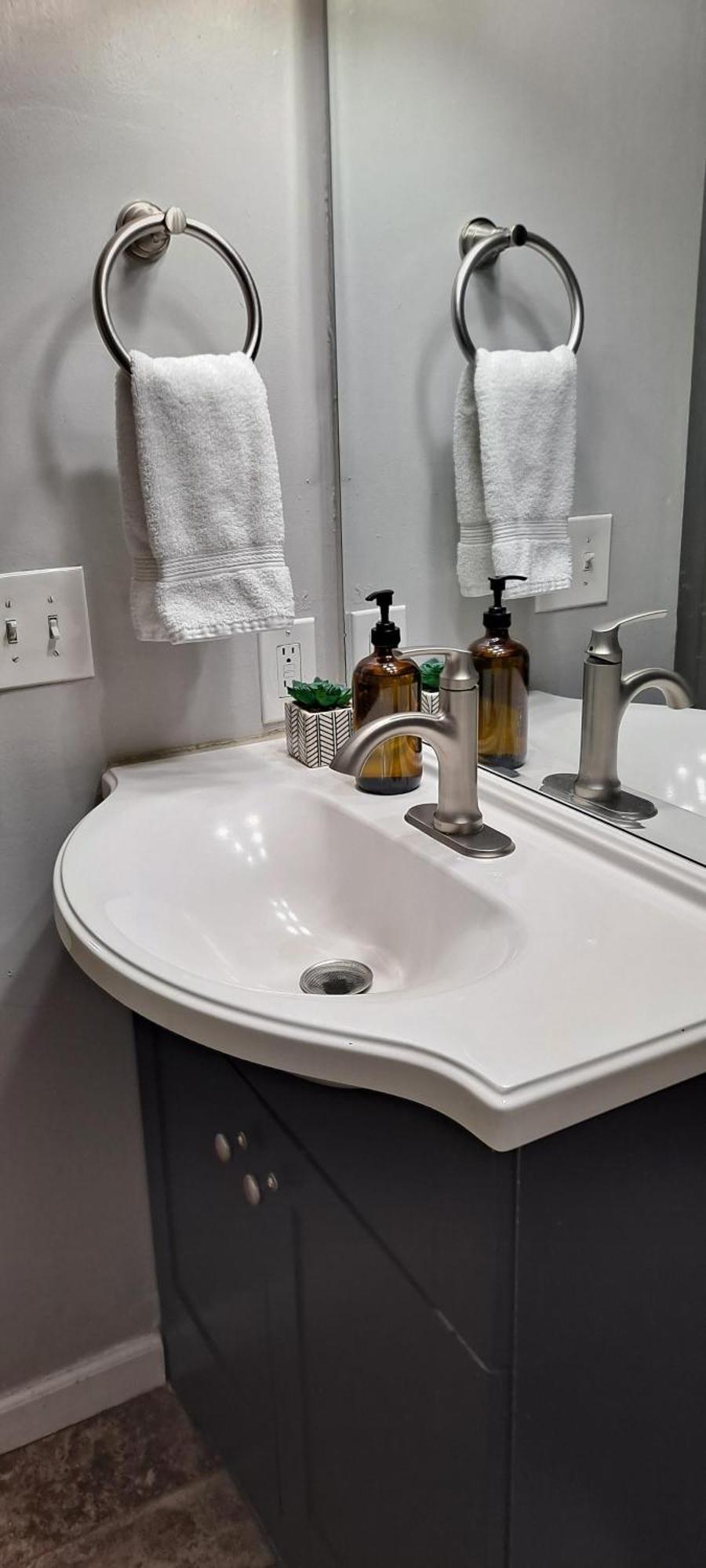 Modern Duplex Near Arenas, Hospitals, Universities, & Attractions Tower Grove Extérieur photo